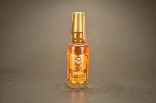 Old Grand Dad Kentucky Straight Bourbon Whiskey 1301