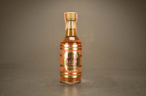 Old Grand Dad Kentucky Straight Bourbon Whiskey 1308