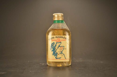 Glen Saunders Highland Malt Scotch Whisky 1548