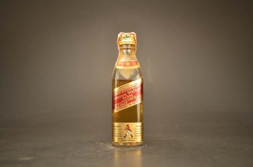 Johnnie Walker Red Label - Blended Scotch Whisky 1635