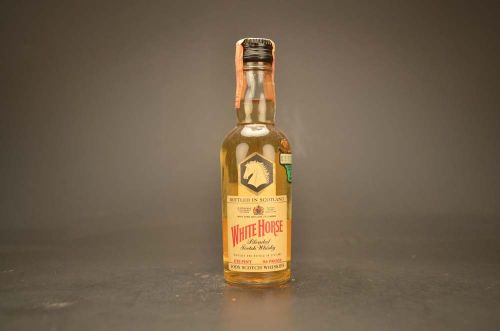 White Horse Blended Scotch Whisky 1643