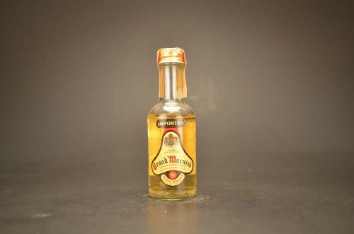 Grand Macnish Scots Whisky 1644