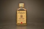 Ballantine'S Finest Blended Sctoch Whisky 1673