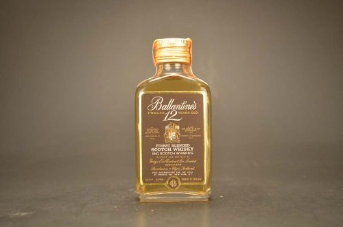 Ballantine'S Finest Blended Sctoch Whisky 1653