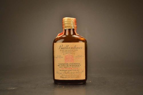 Ballantine'S Liqueur Blended Sctoch Whisky 1680
