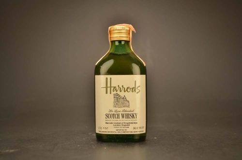 Harrods De Luxe Blended Scotch Whisky 1655