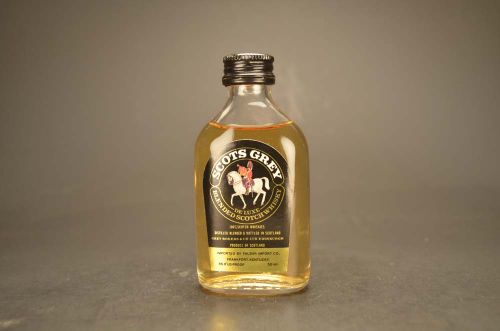 Scots Grey De Luxe Blended Scotch Whisky 1796