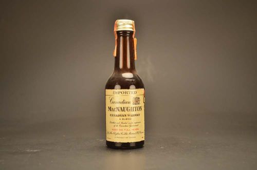 Canadian Macnaughton Canadian Whisky A Blend 1936