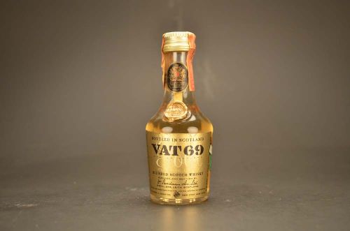 Vat 69 Gold Classic Light Blended Scotch Whisky 1938
