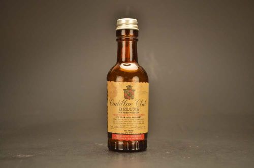 Cadillac Club Deluxe Blended Whiskey 1940