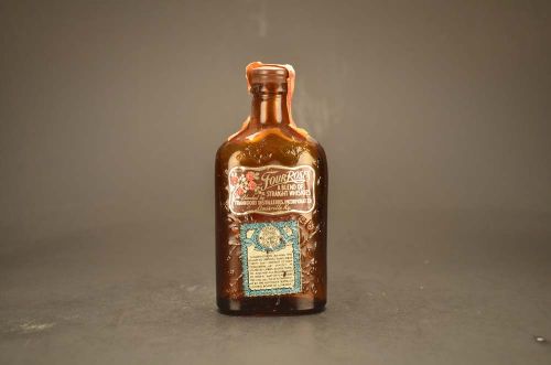 Four Roses A Blend Of Straight Whiskies 1996