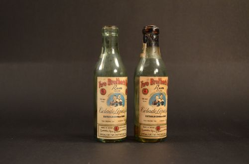 Two Brother'S Bar Rum Dark 2042