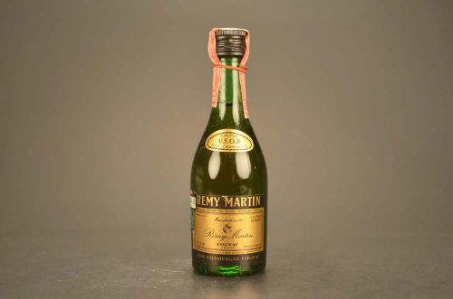 Remy Martin- Vsop Cognac Fine Champagne 684
