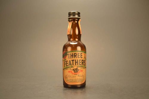 Three Feathers-  Blended Whiskey 760