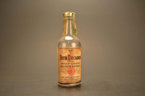 Four Decades- Kentucky Straight Bourbon Whiskey 763