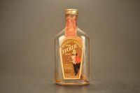 Brown Forman- Old Tucker- Blend Of Straight Whiskies 843