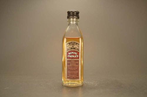 Royal Paisley- Blended Scotch Whisky 880