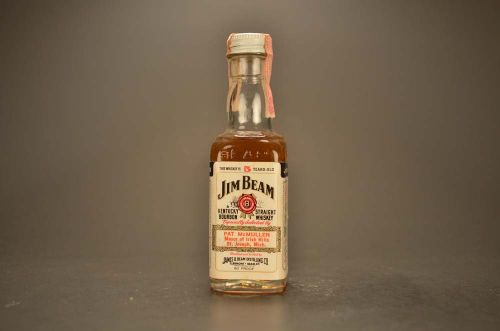 Jim Beam- Kentucky Straight Bourbon Whiskey 914