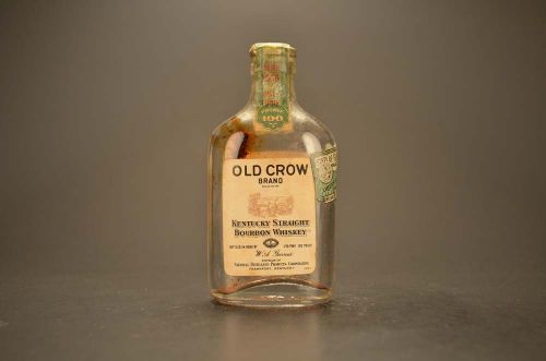 Old Crow- Kentucky Straight Bourbon Whiskey 981