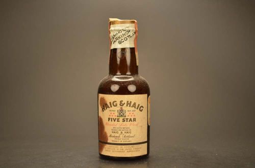 Haig & Haig- Blended Scots Whisky 525