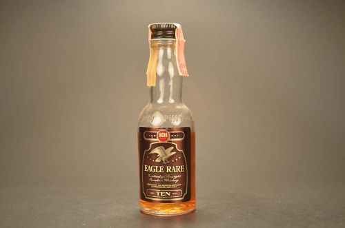 Eagle Rare- Kentucky Straight Bourbon Whiskey 543