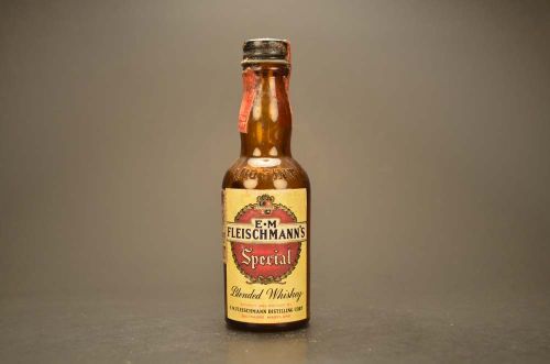 E&M Fleischmann'S- Special- Blended Whiskey 534