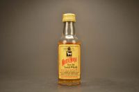White Horse- Fine Old Scotch Whisky 585